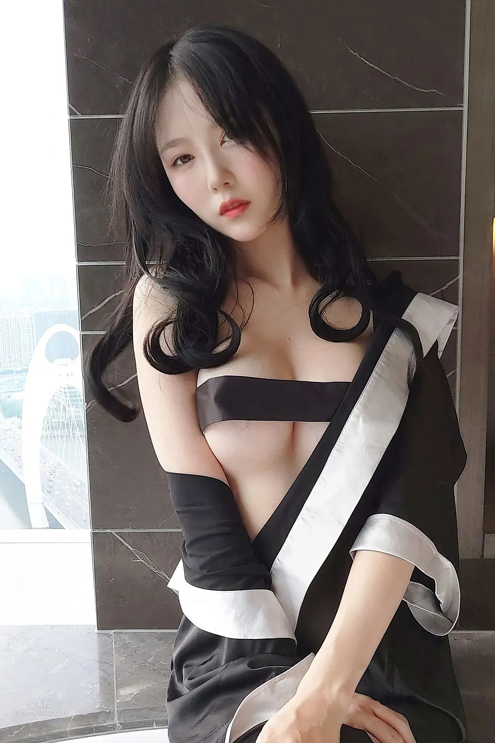 抖娘利世今夜不歸 15