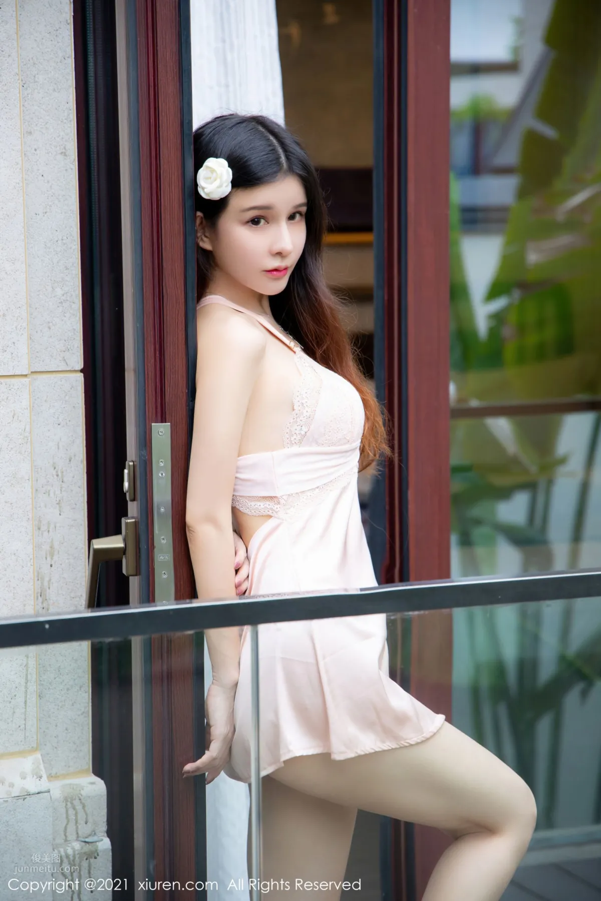 Zhang Yumeng Sanya Travel Shoot, Light Pink Pajamas Theme photo 37