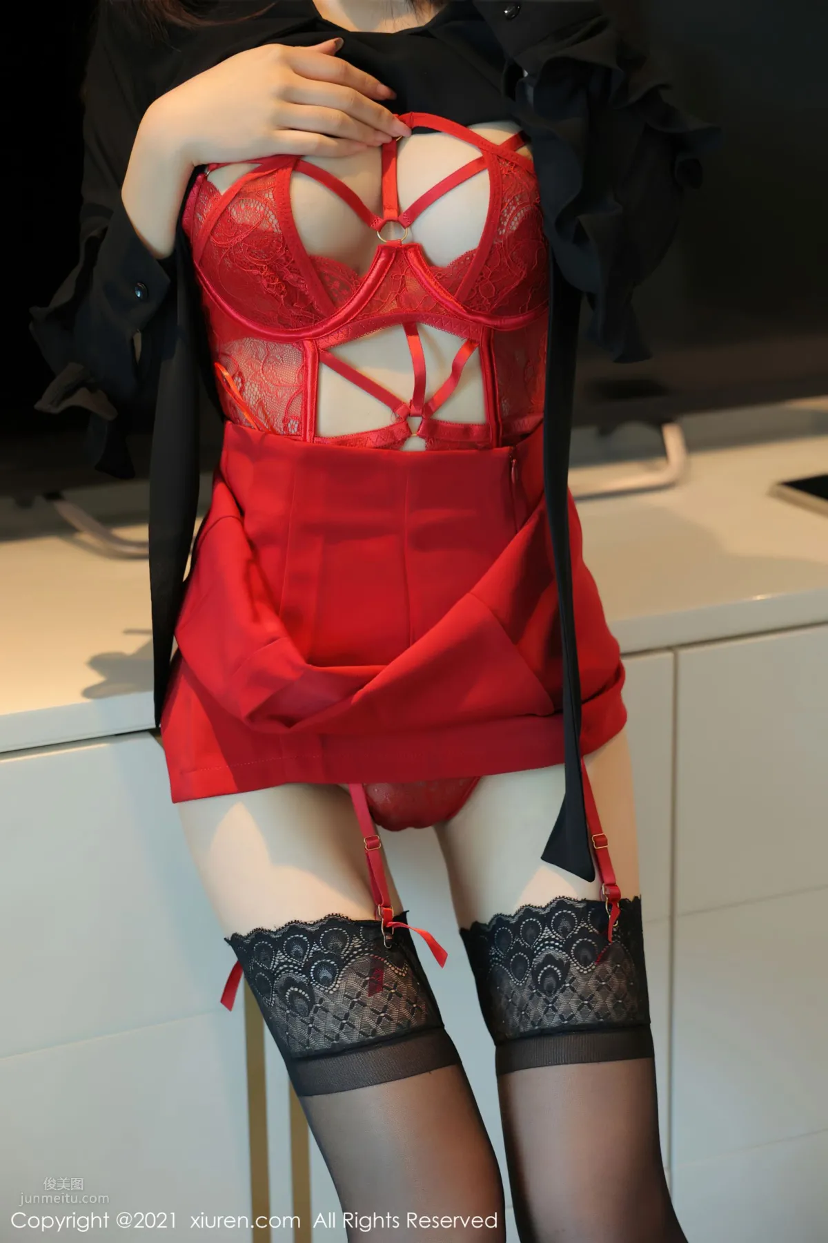 粉墨少女西門小玉 鮮豔多姿猩紅服飾 31