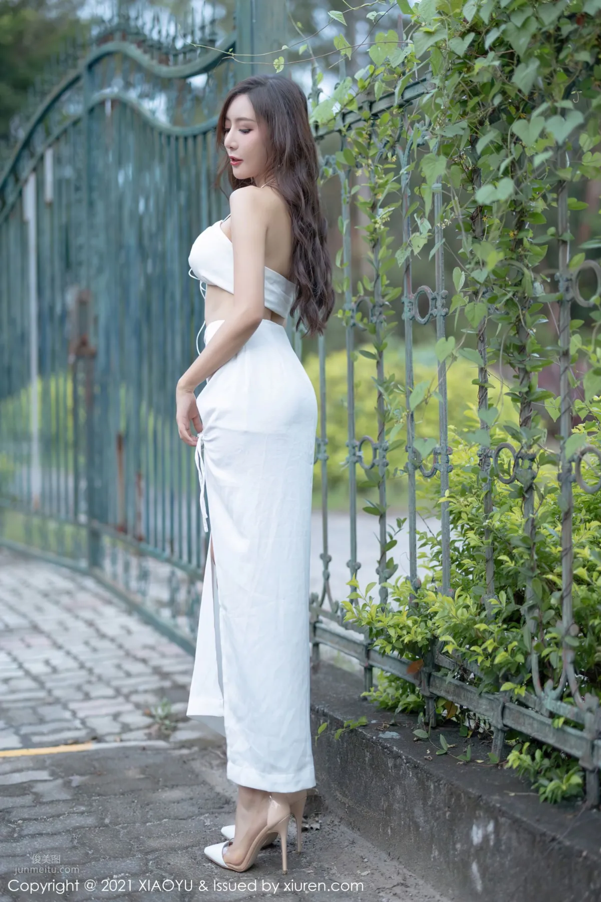 Yanni Wang: XiuRen photo 30