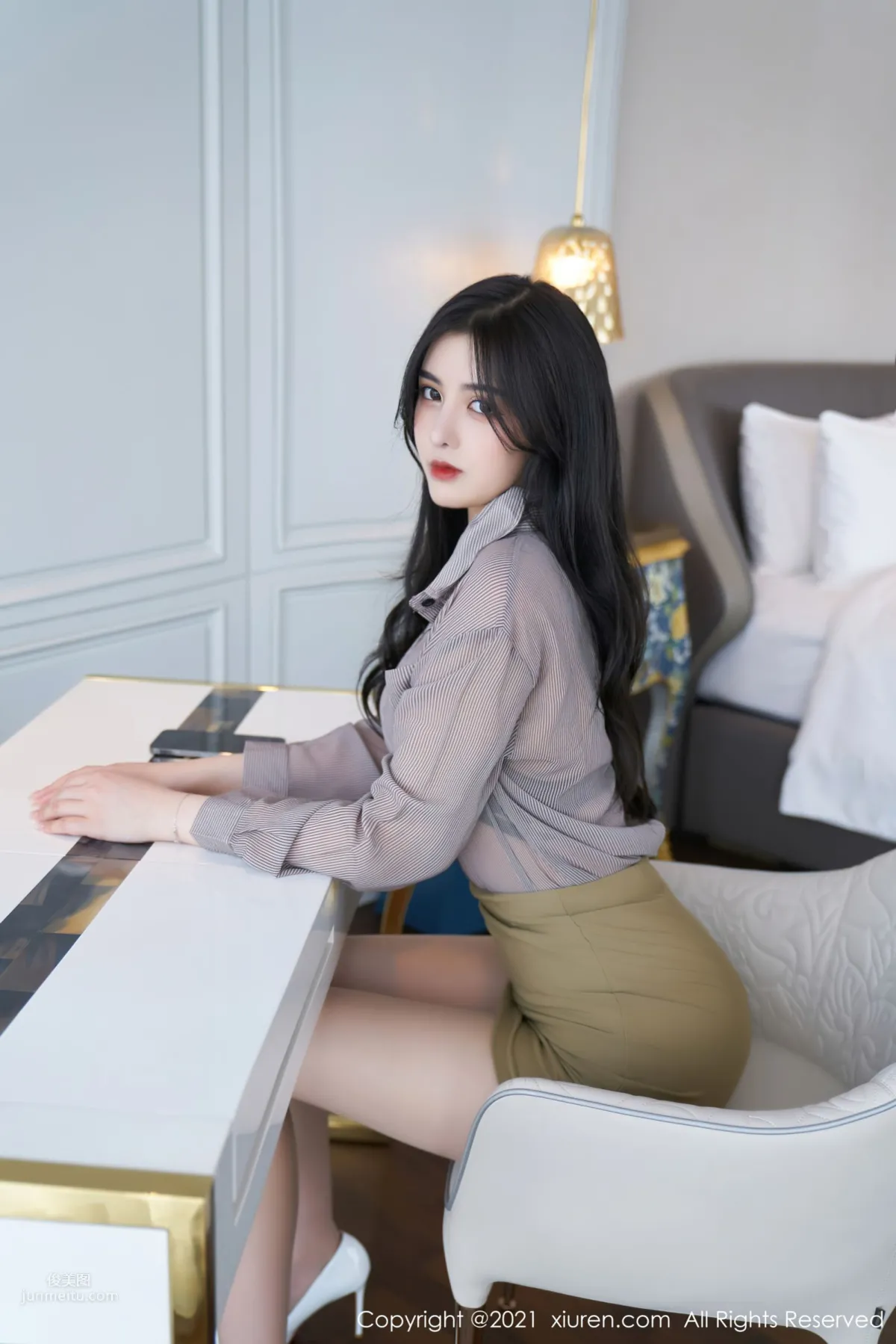 Han Jingan Dali Travel Shoot, Elegant and Graceful Workplace OL photo 21