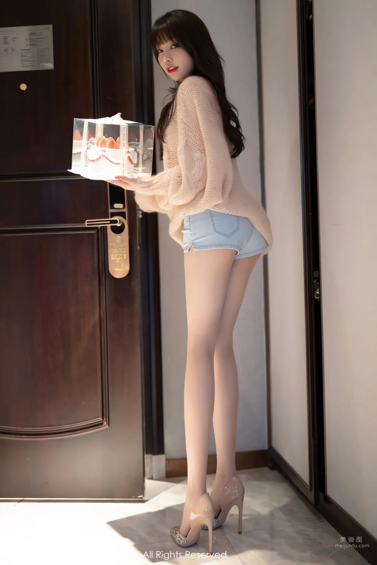 [XiuRen] 2022.01.07 No.4435 芝芝Booty 4