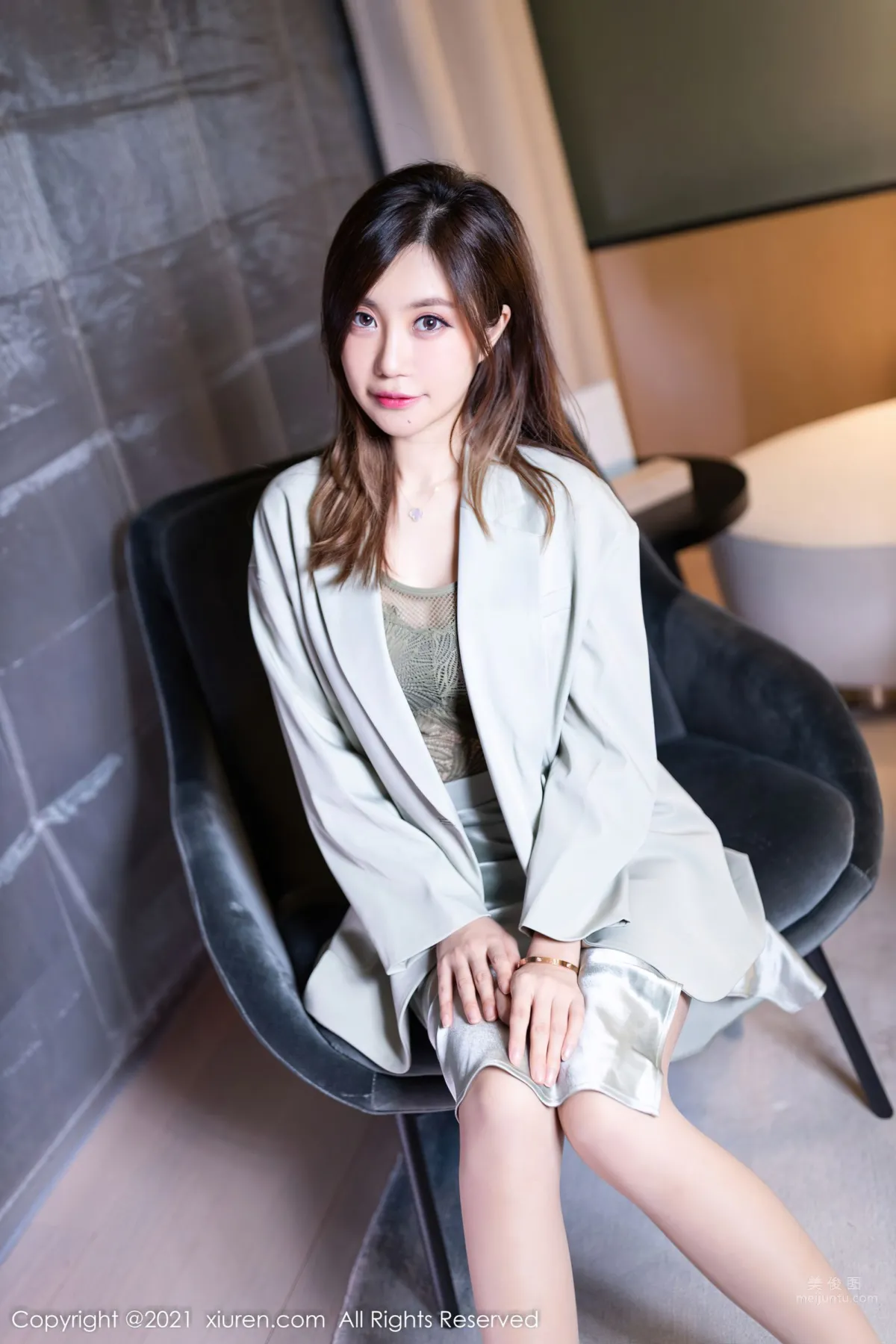 [XiuRen] 2021.12.17 No.4353 绮里嘉ula_0