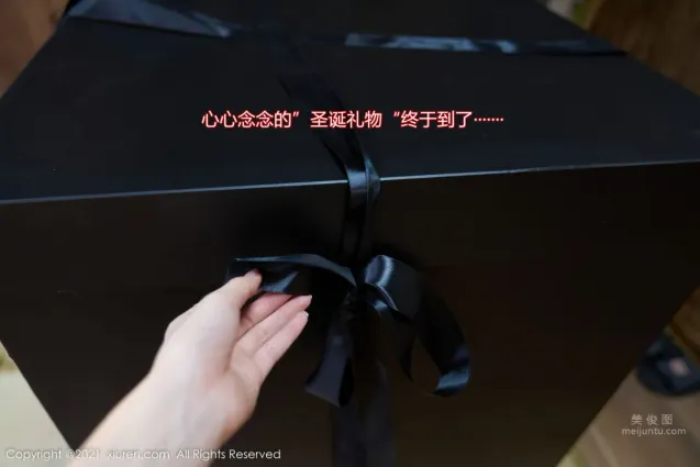 [XiuRen] 2021.12.24 No.4385 周于希Sally