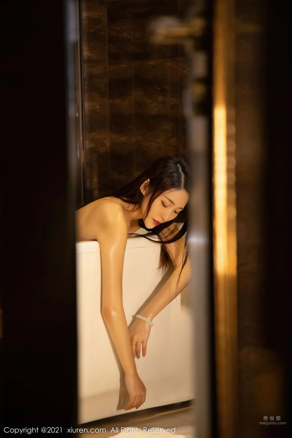 [XiuRen] 2021.12.24 No.4380 汐汐baby 45