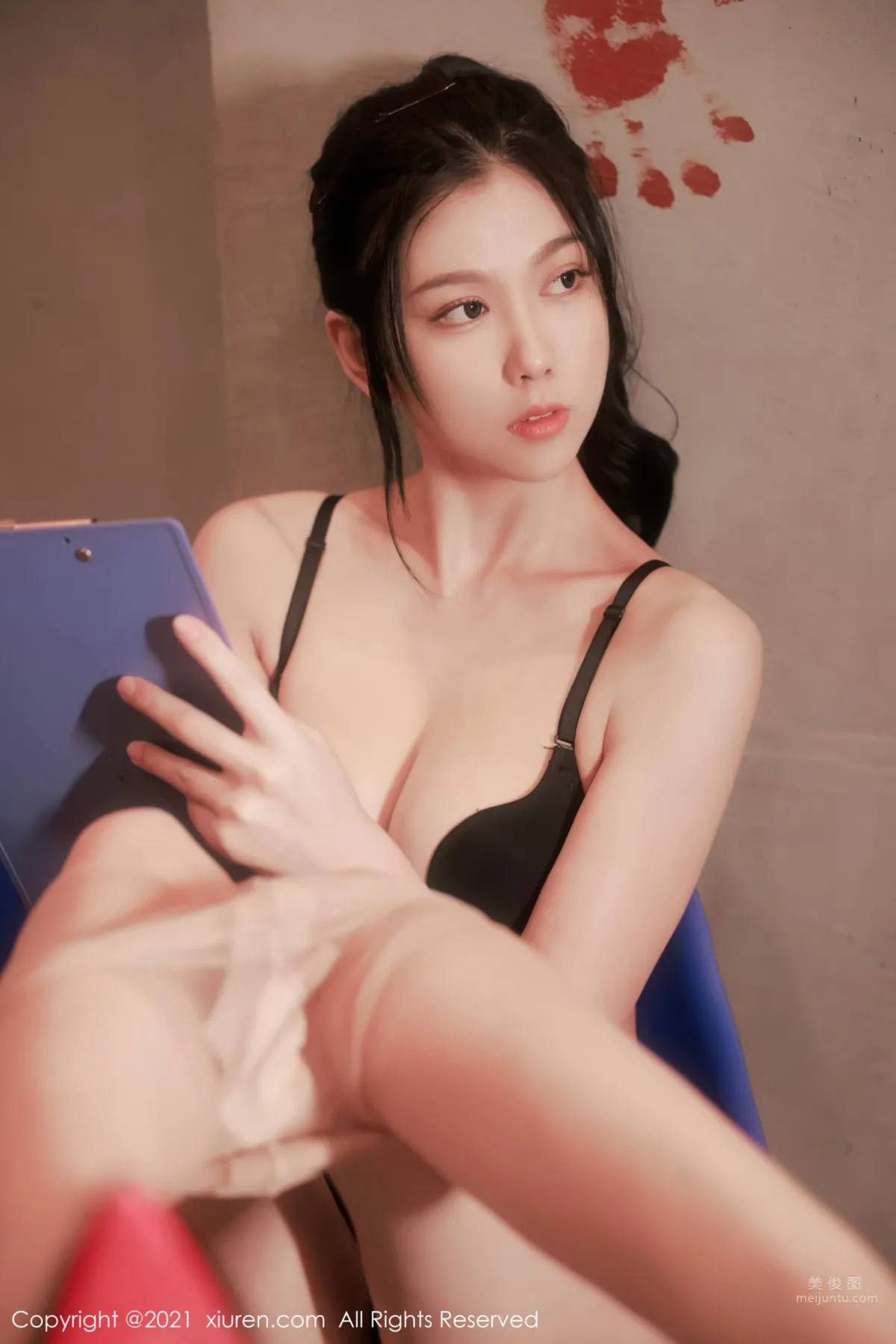 [XiuRen] 2021.11.25 No.4266 李雅柔182CM 23