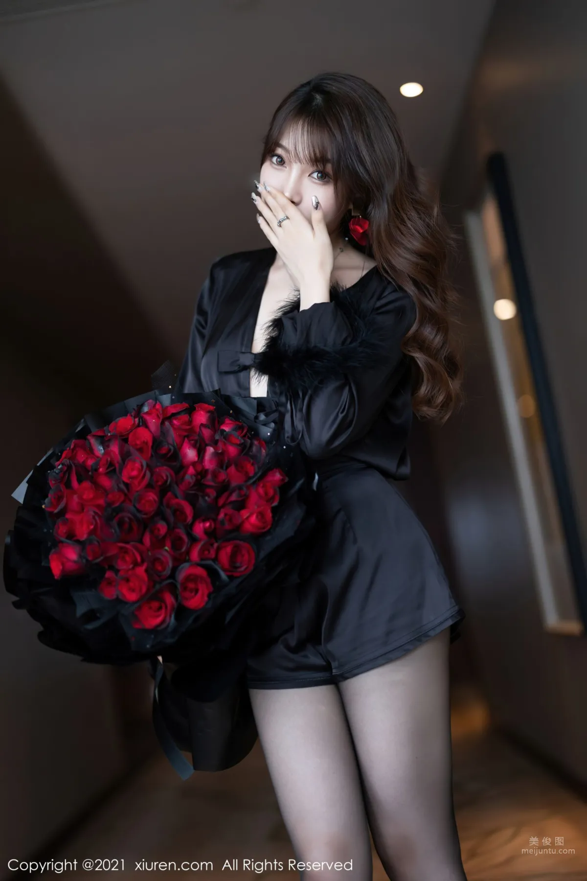 [XiuRen] 2021.11.11 No.4205 芝芝Booty 10