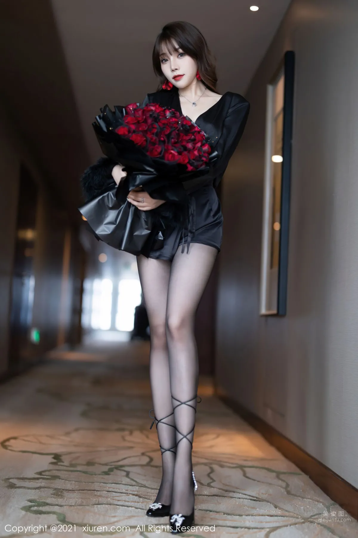 [XiuRen] 2021.11.11 No.4205 芝芝Booty 11