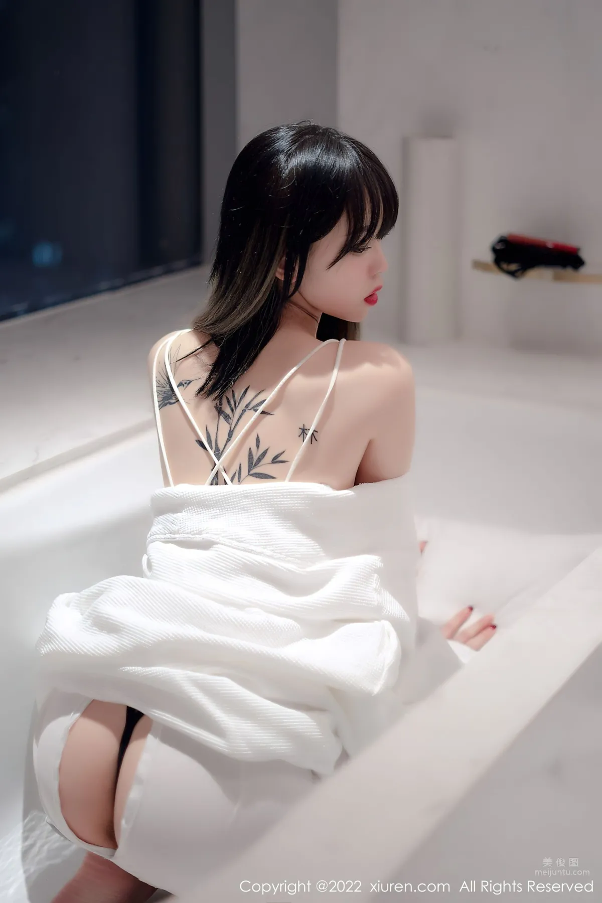 [XiuRen] 2022.02.21 No.4611 奶瓶. 9