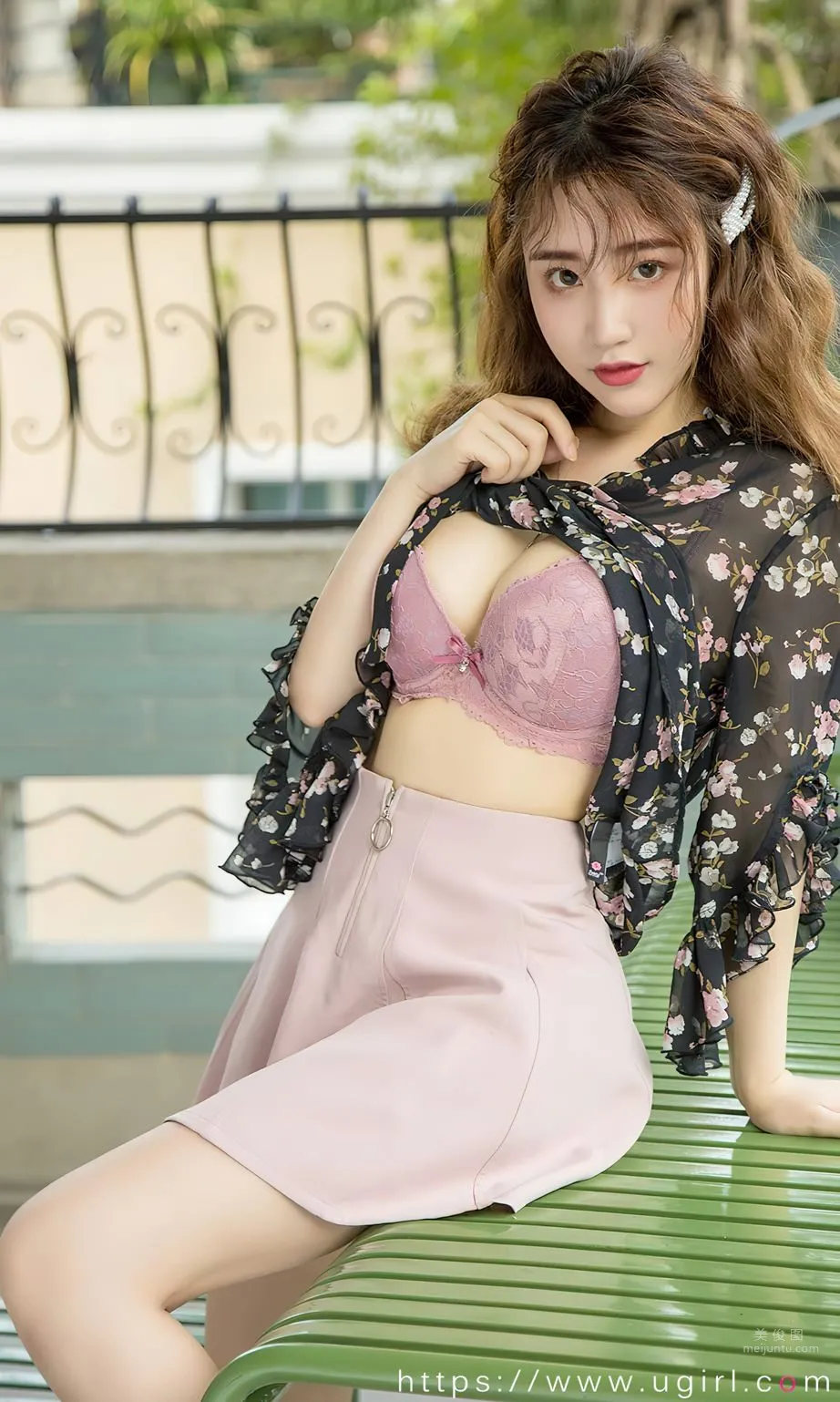 Fei Yueying Talks About Cherry Blossoms and Love, Experience a Different Kind of Love photo 11