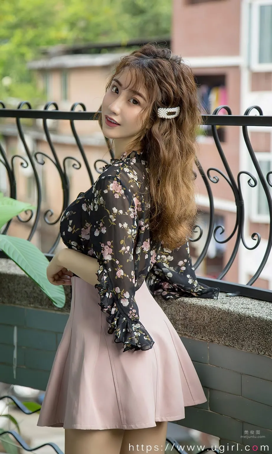 Fei Yueying Talks About Cherry Blossoms and Love, Experience a Different Kind of Love photo 20