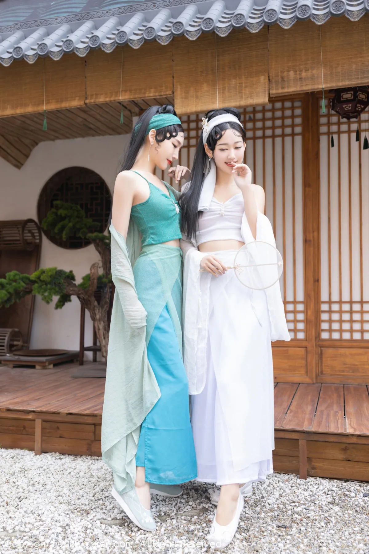 [XiuRen] 2022.04.25 No.4921 唐安琪&陆萱萱_0