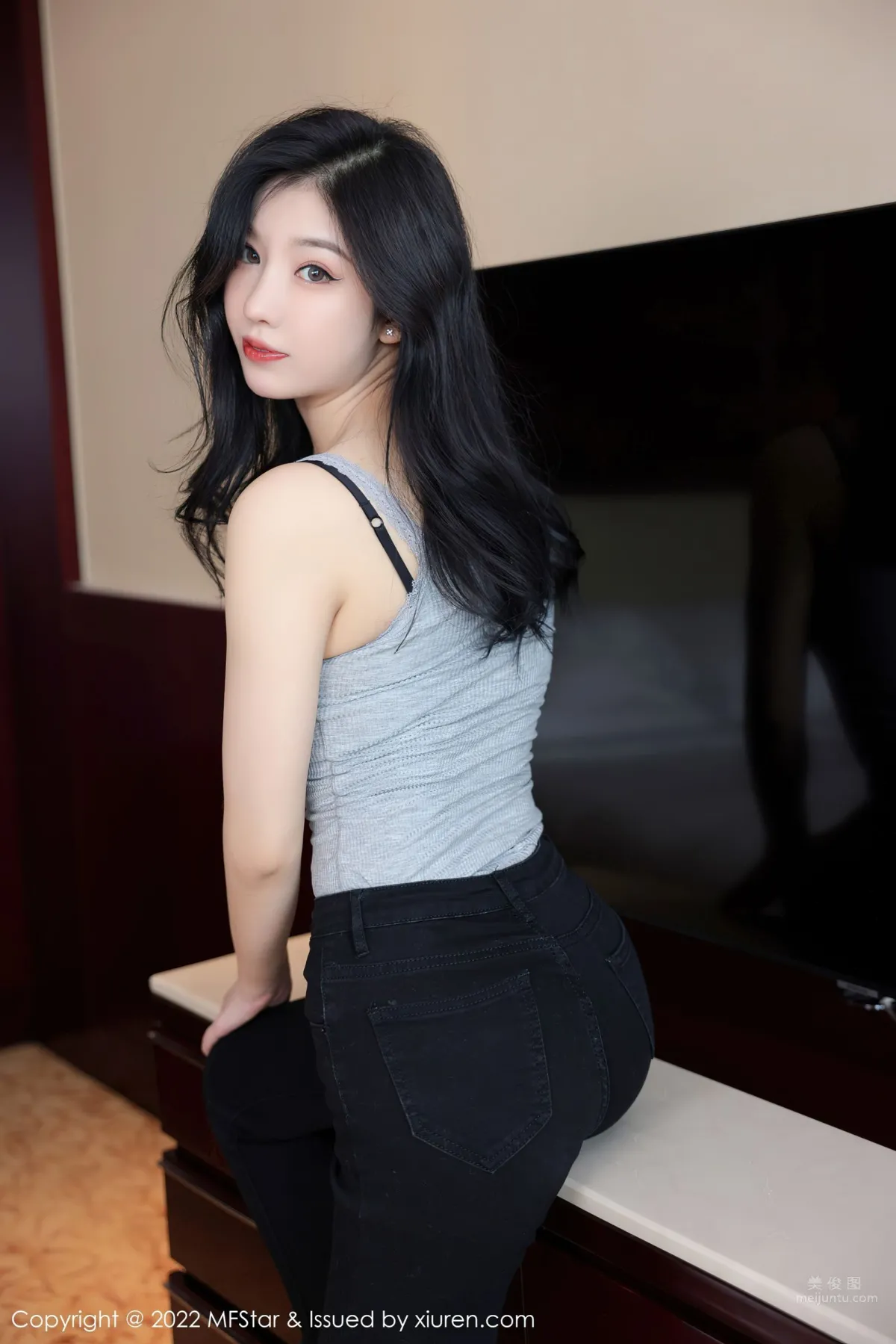[MFStar] 2022.03.09 VOL.557 人间荒糖_3