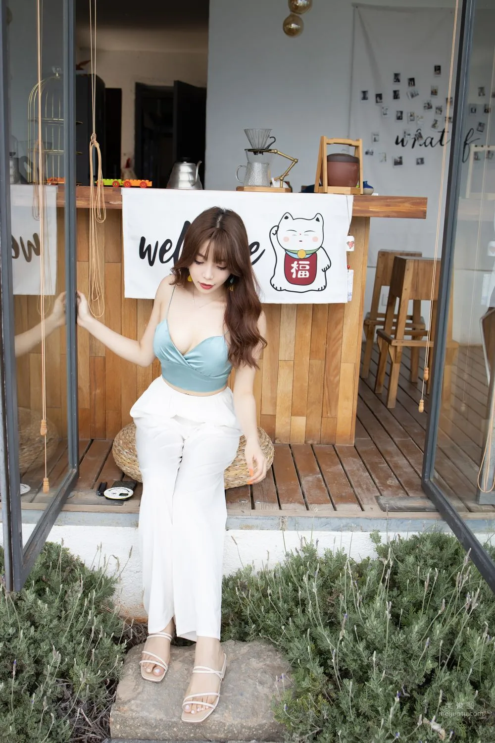 Urban Beauty Zhizhi Tight White Long Pants photo 140