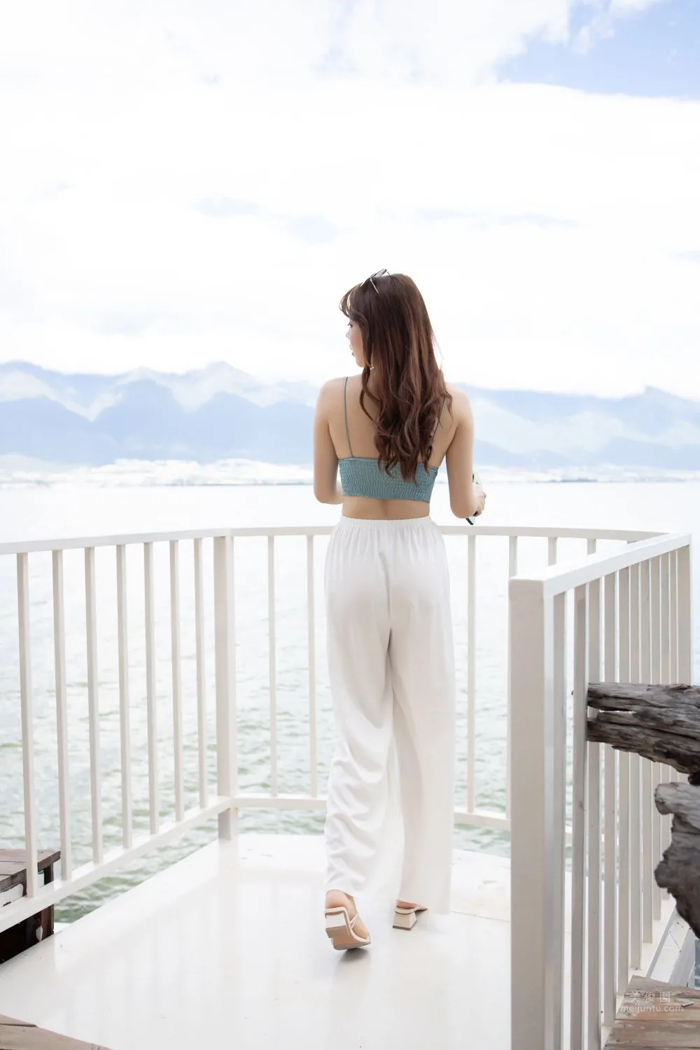 Urban Beauty Zhizhi Tight White Long Pants photo 44