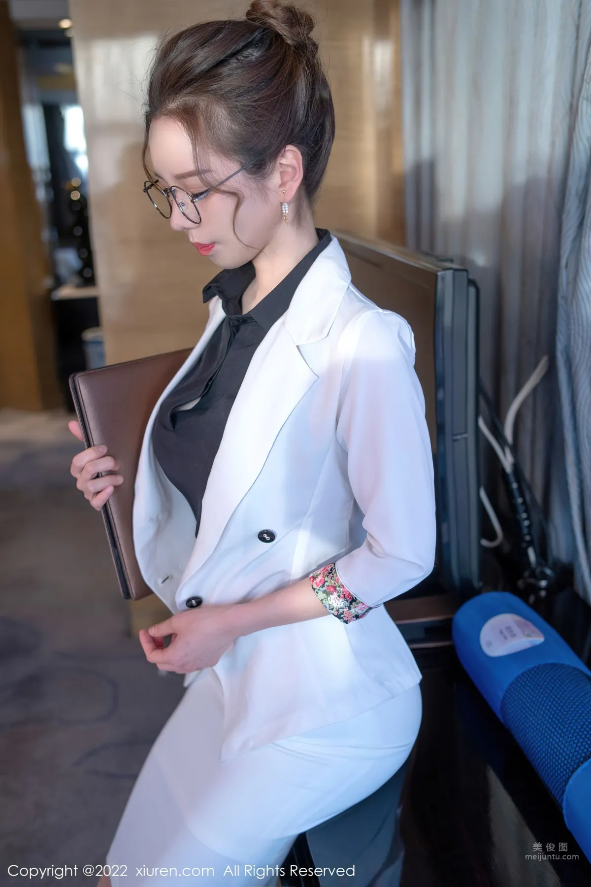 [XiuRen] 2022.04.25 No.4917 大美媚京_0