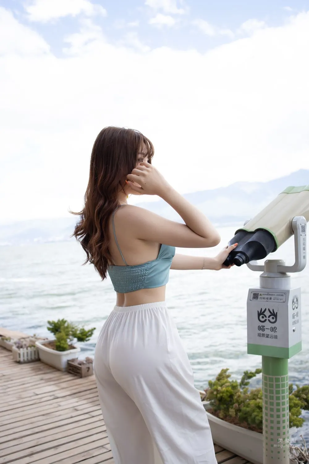 Urban Beauty Zhizhi Tight White Long Pants photo 101