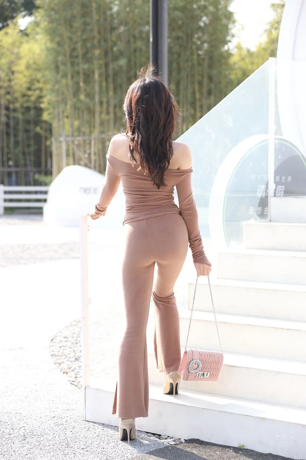 City Beauty Zhizhi Booty, Off-Shoulder Sexy Tight Slit Pants photo 38