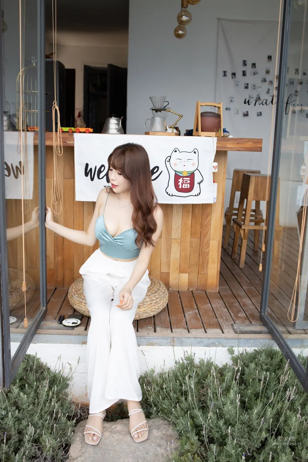 Urban Beauty Zhizhi Tight White Long Pants photo 139