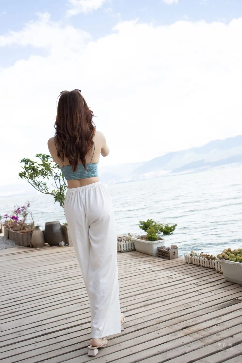 Urban Beauty Zhizhi Tight White Long Pants photo 105