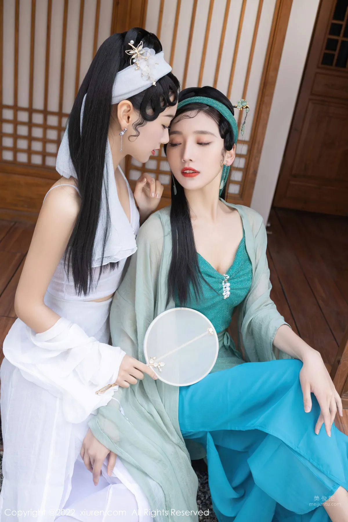 [XiuRen] 2022.04.29 No.4952 唐安琪&amp;陸萱萱 2