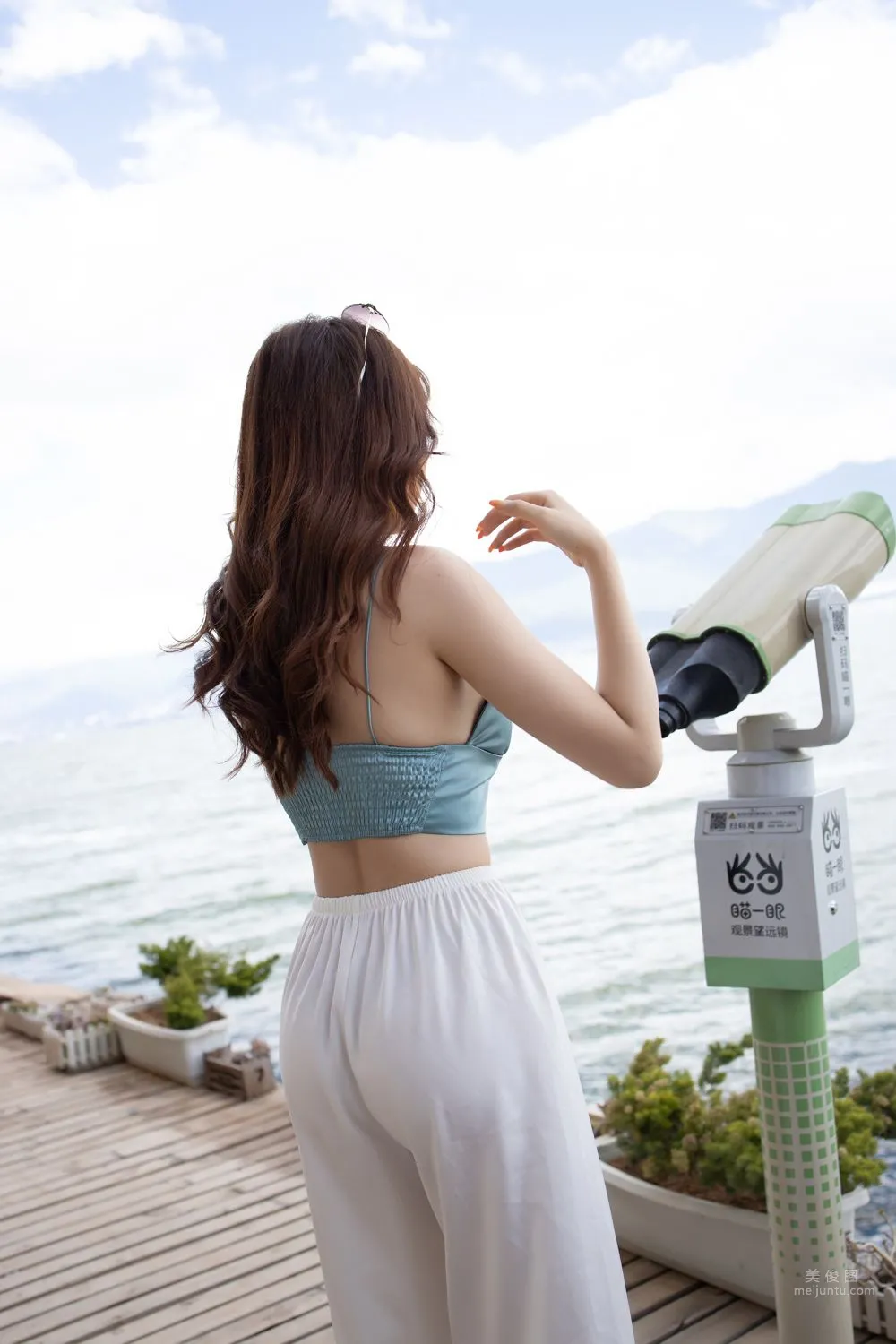 Urban Beauty Zhizhi Tight White Long Pants photo 102
