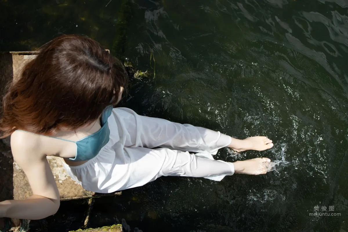 Urban Beauty Zhizhi Tight White Long Pants photo 180
