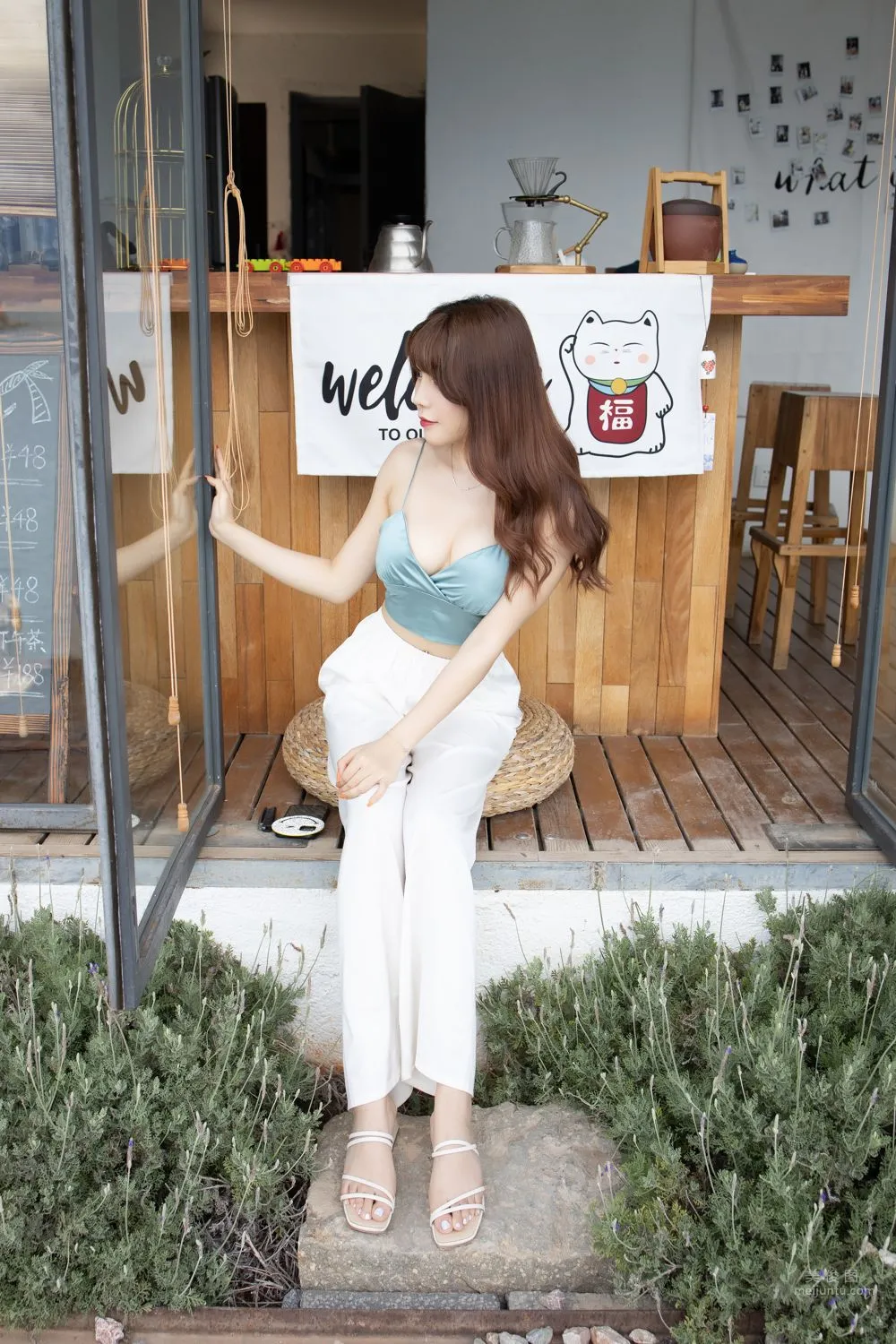 Urban Beauty Zhizhi Tight White Long Pants photo 146