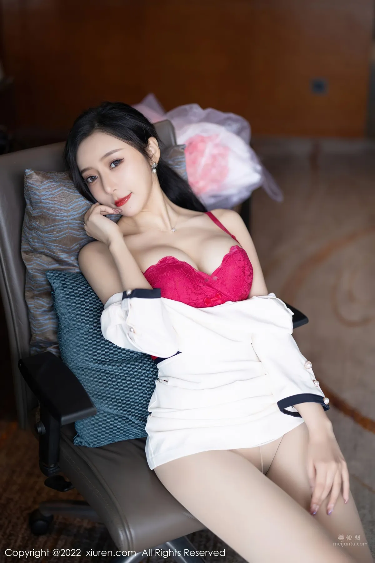 [XiuRen] 2022.05.05 No.4963 Yanni Wang photo 51