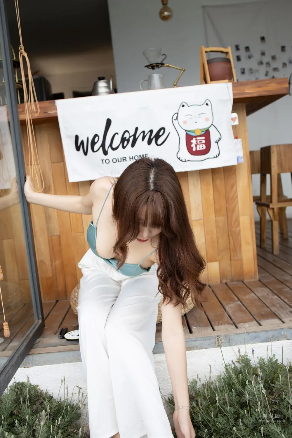 Urban Beauty Zhizhi Tight White Long Pants photo 142