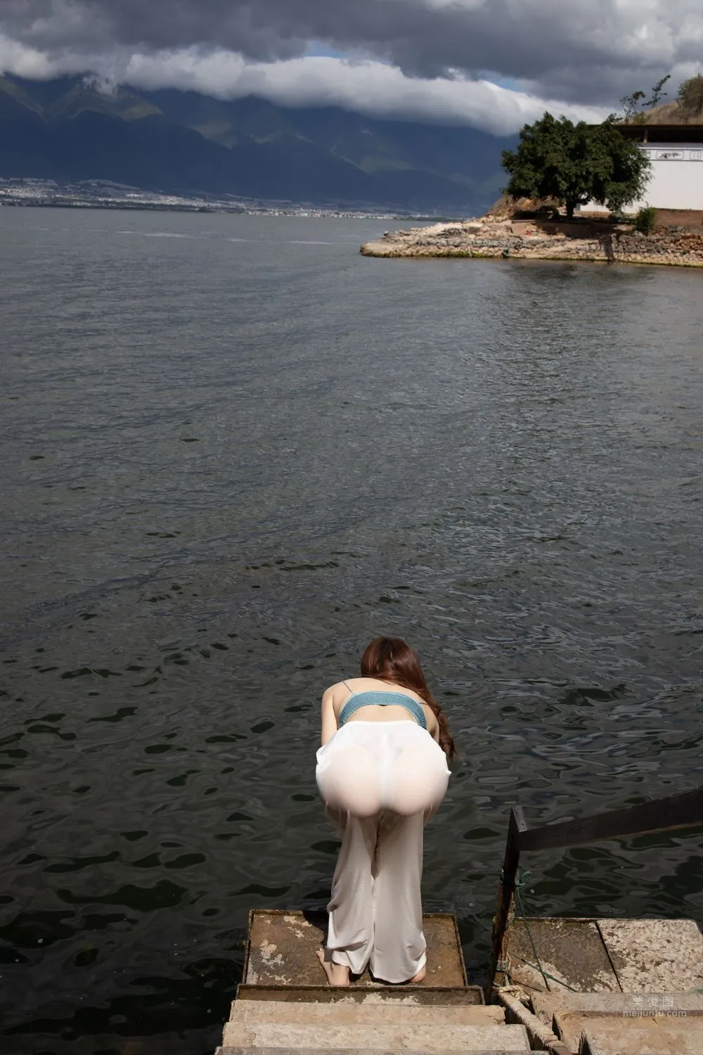 Urban Beauty Zhizhi Tight White Long Pants photo 188