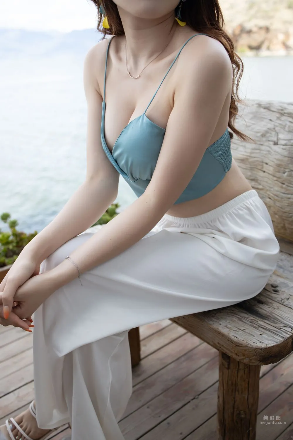 Urban Beauty Zhizhi Tight White Long Pants photo 41