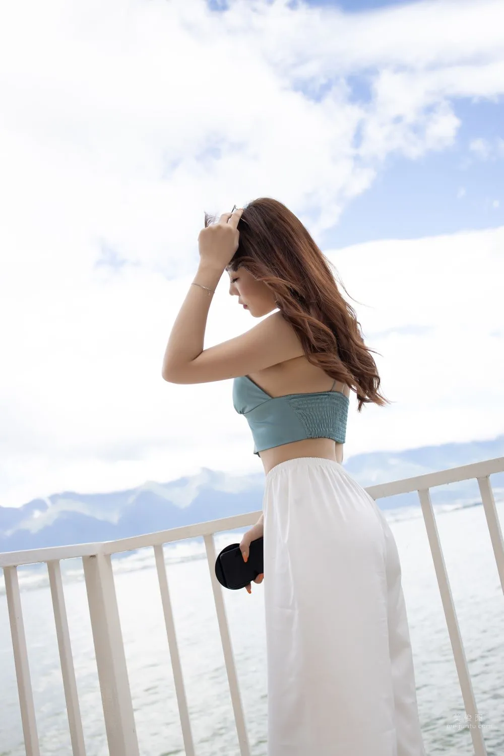 Urban Beauty Zhizhi Tight White Long Pants photo 54