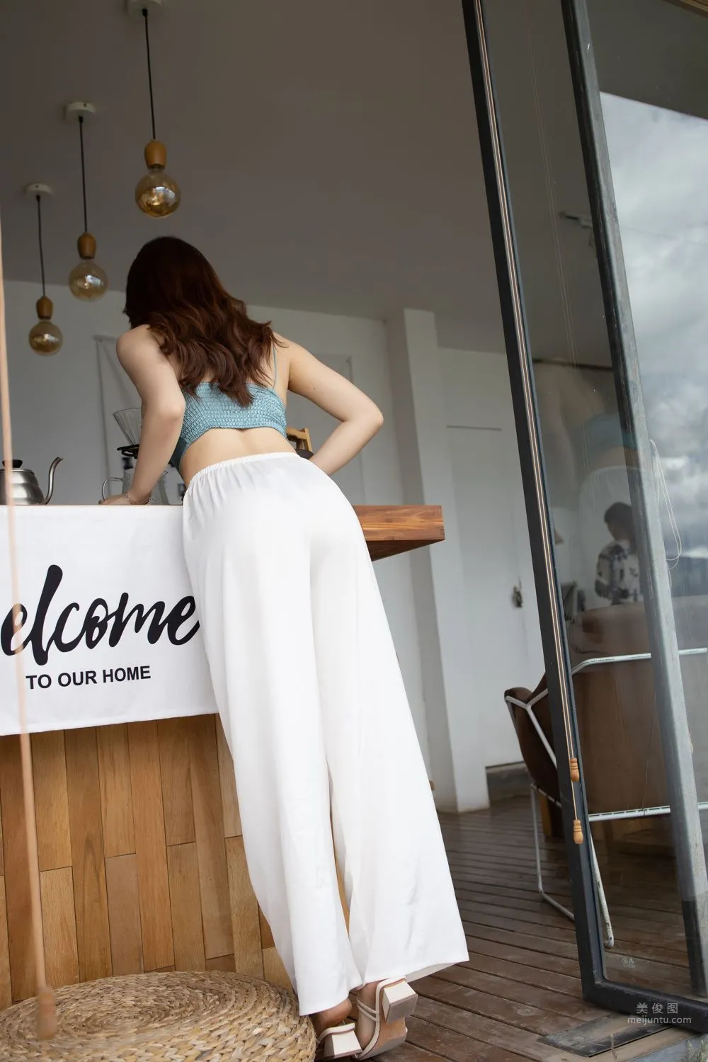 Urban Beauty Zhizhi Tight White Long Pants photo 158