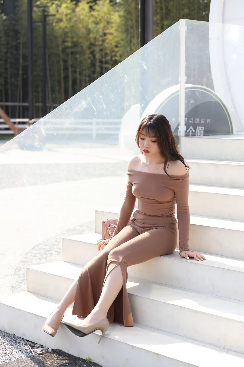 City Beauty Zhizhi Booty, Off-Shoulder Sexy Tight Slit Pants photo 48