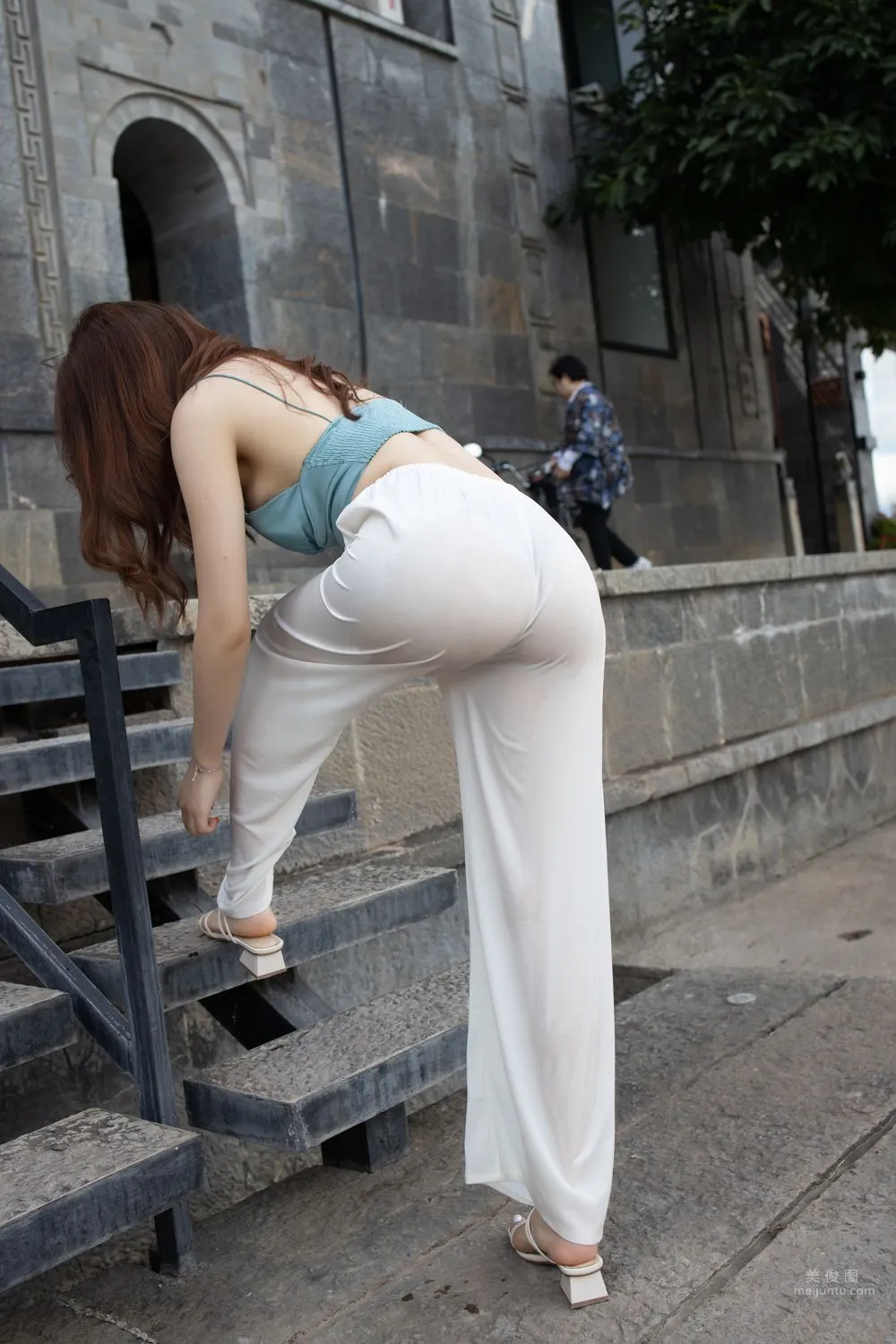 Urban Beauty Zhizhi Tight White Long Pants photo 214