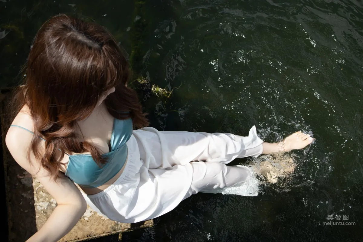 Urban Beauty Zhizhi Tight White Long Pants photo 178