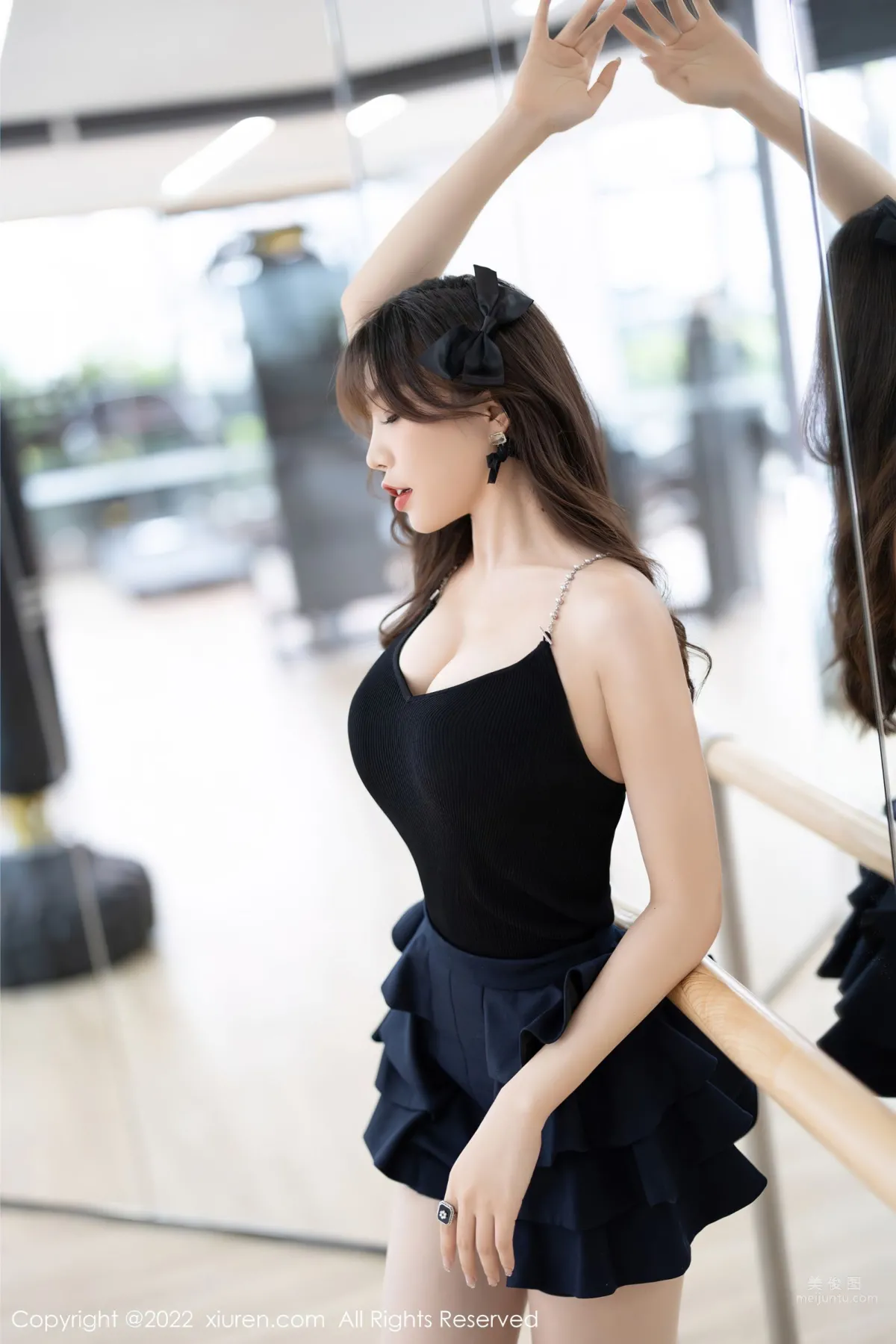 [XiuRen] 2022.04.08 No.4840 芝芝Booty 7