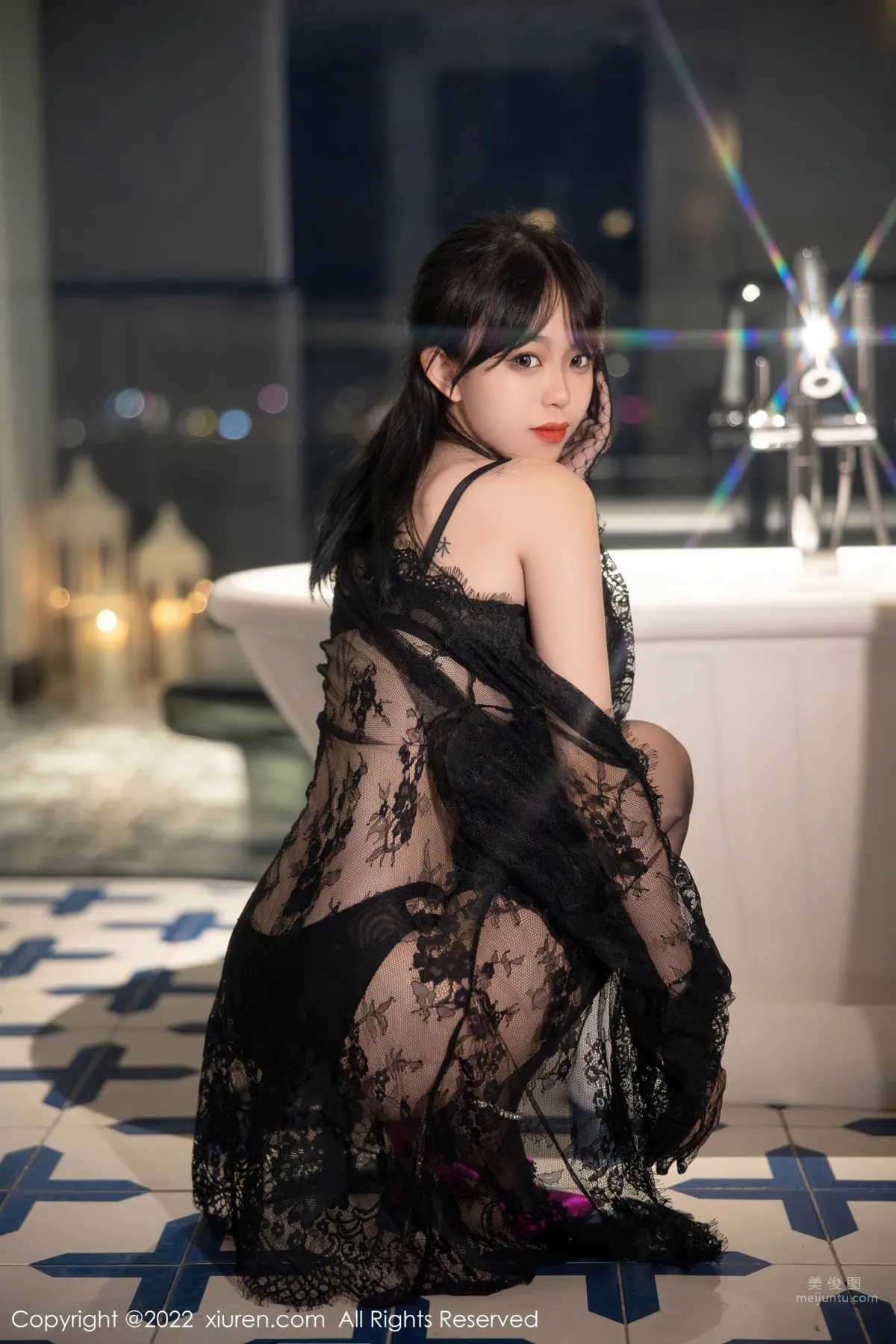 [XiuRen] 2022.08.25 No.5491 奶瓶 50
