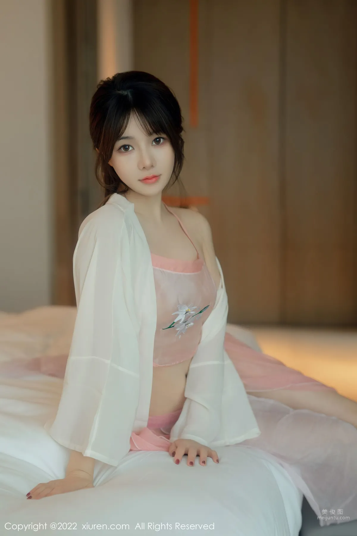 [XiuRen] 2022.08.31 No.5519 婠婠麼 6