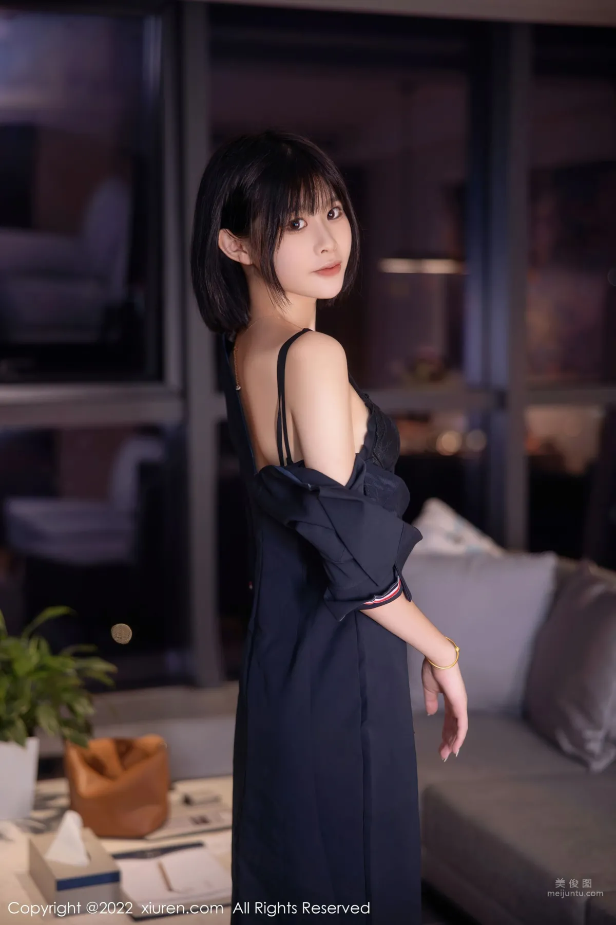 [XiuRen] 2022.07.25 No.5329 77qiqi photo 17