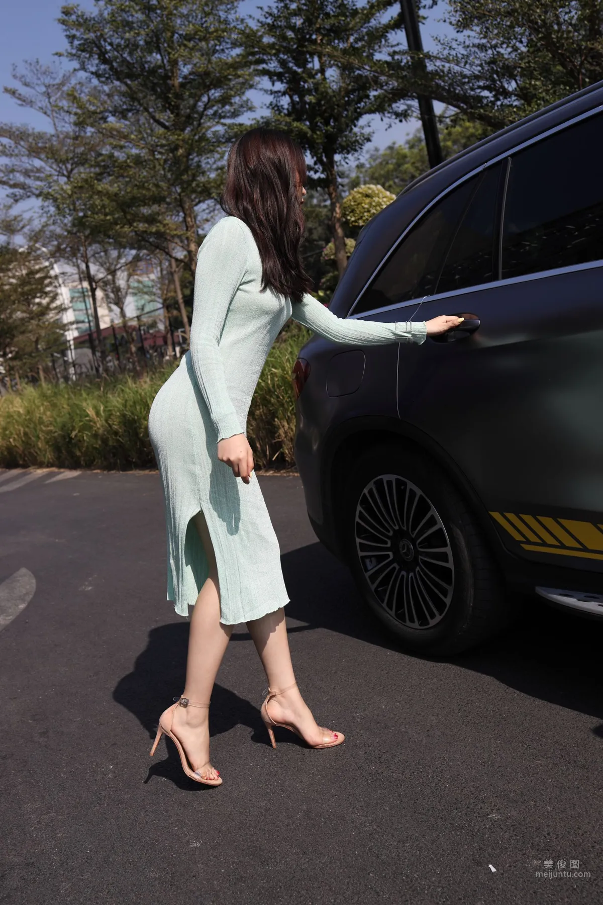 Urban Beauty Zhizhi Sexy Light Green Bodycon Dress photo 234