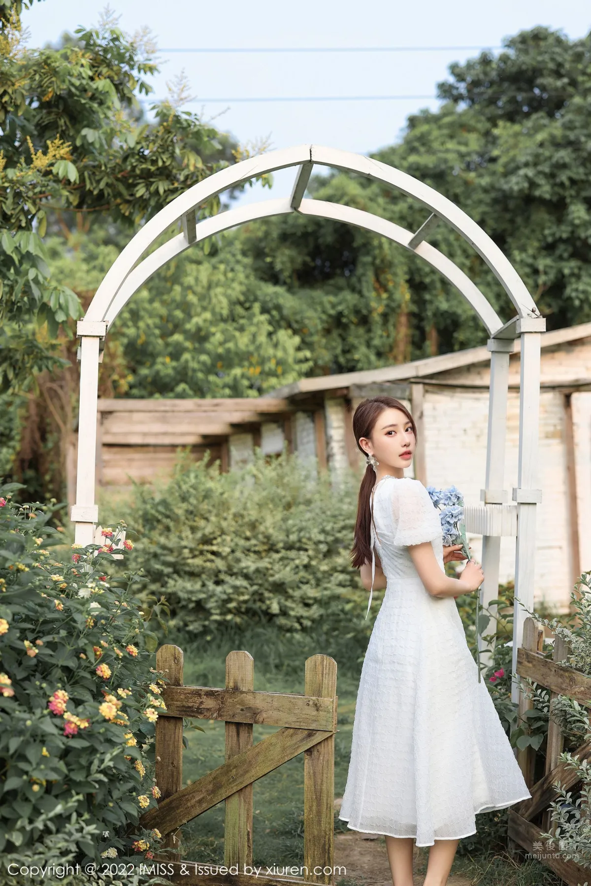 [IMISS] 2022.05.17 VOL.682 Lynn Liu Yining photo 2