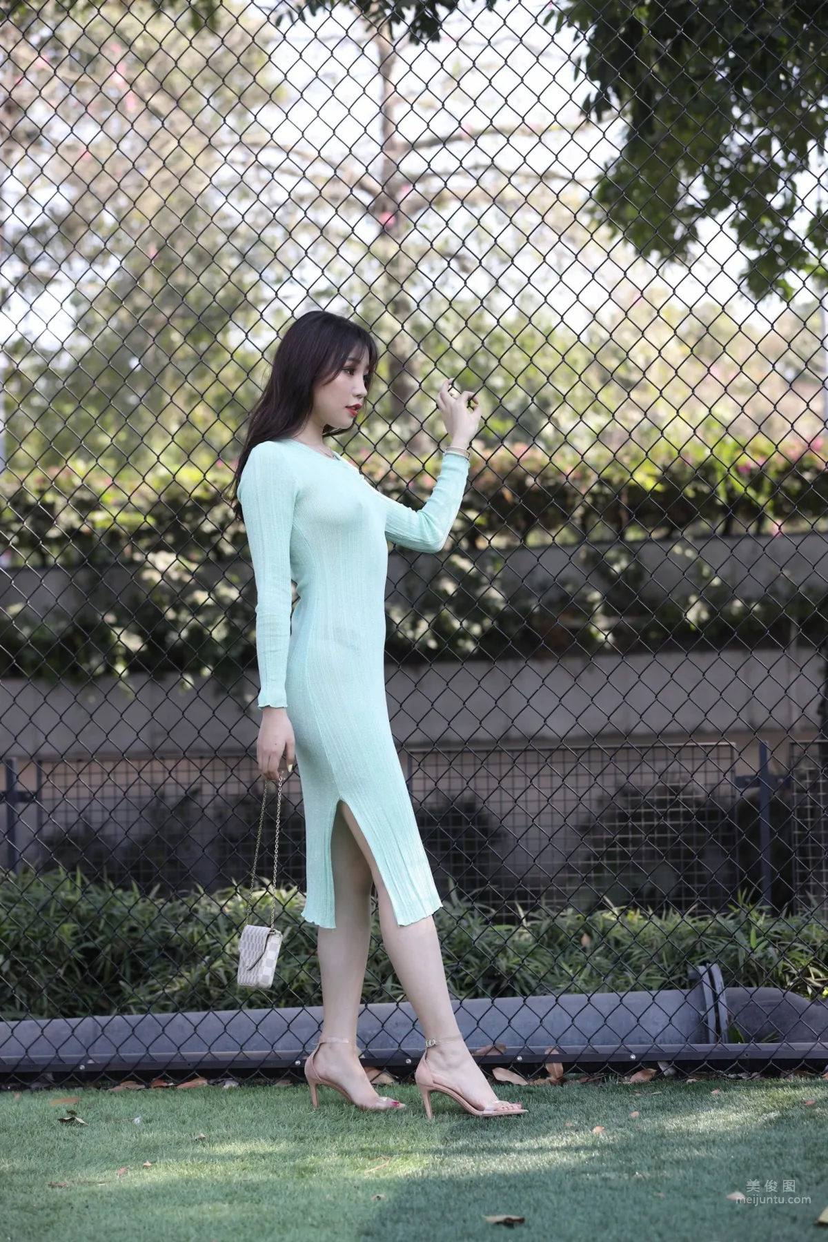Urban Beauty Zhizhi Sexy Light Green Bodycon Dress photo 32