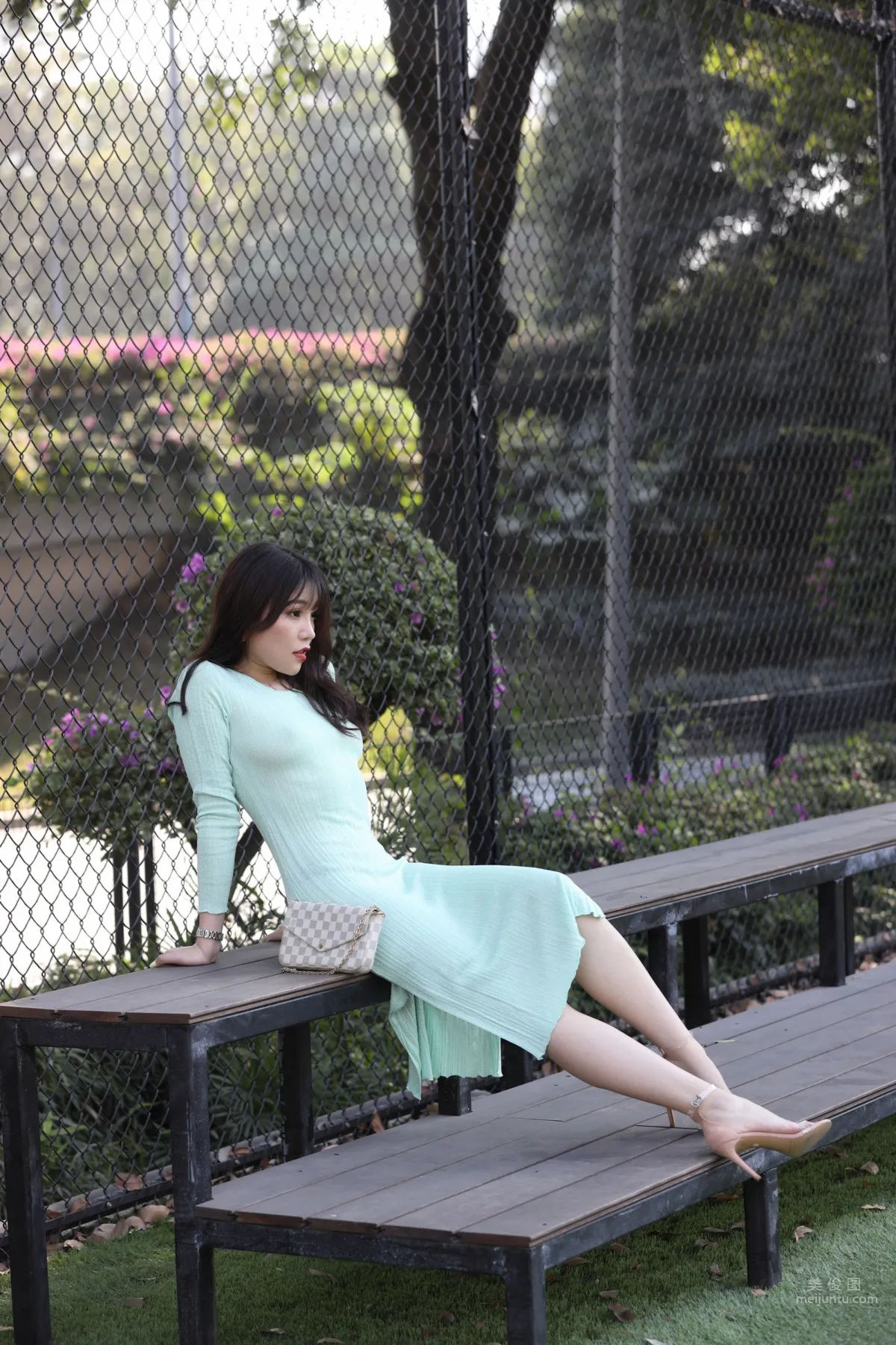 Urban Beauty Zhizhi Sexy Light Green Bodycon Dress photo 62