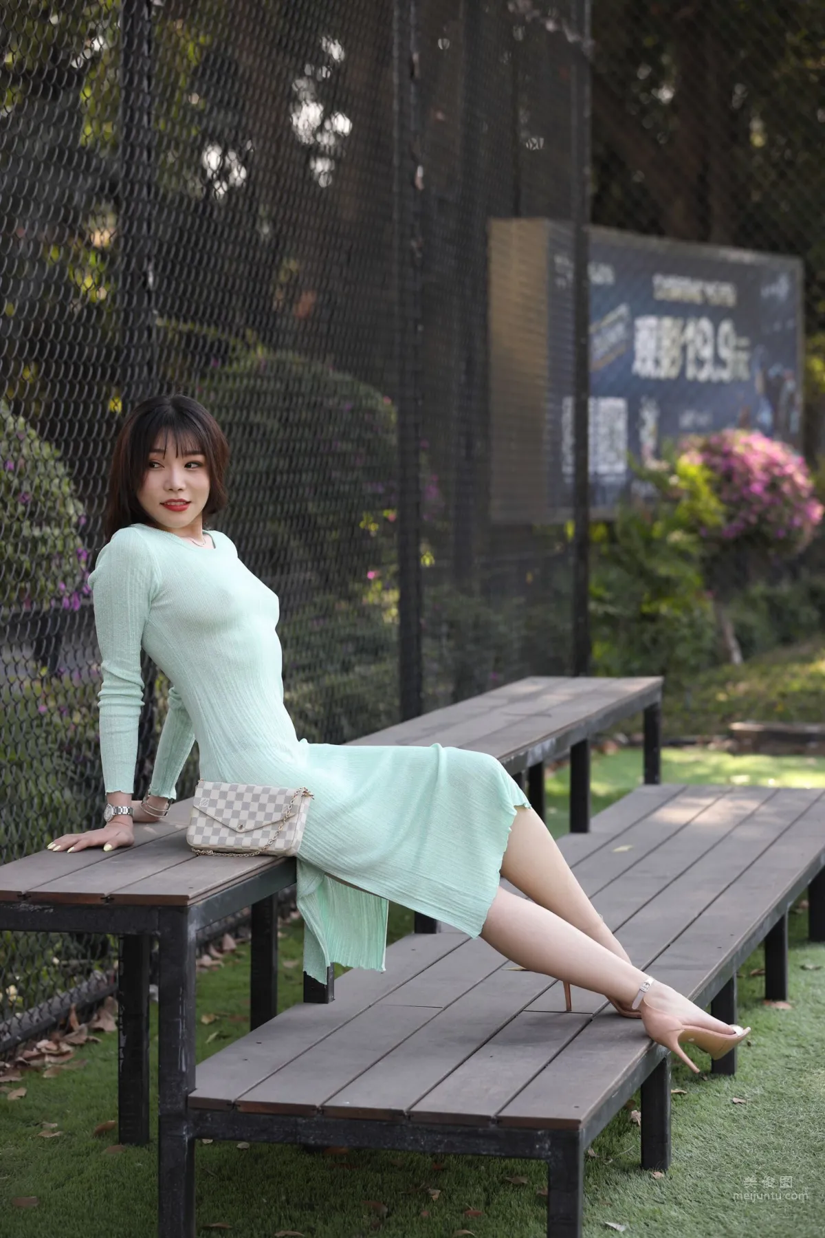 Urban Beauty Zhizhi Sexy Light Green Bodycon Dress photo 64