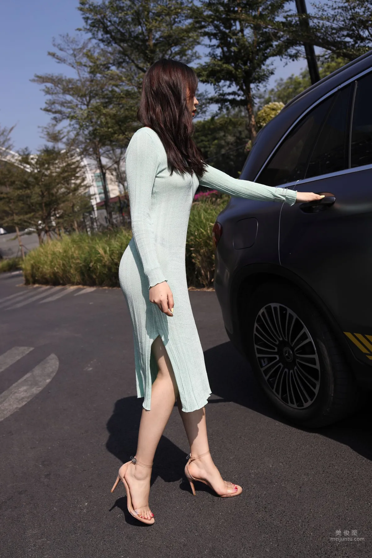 Urban Beauty Zhizhi Sexy Light Green Bodycon Dress photo 233