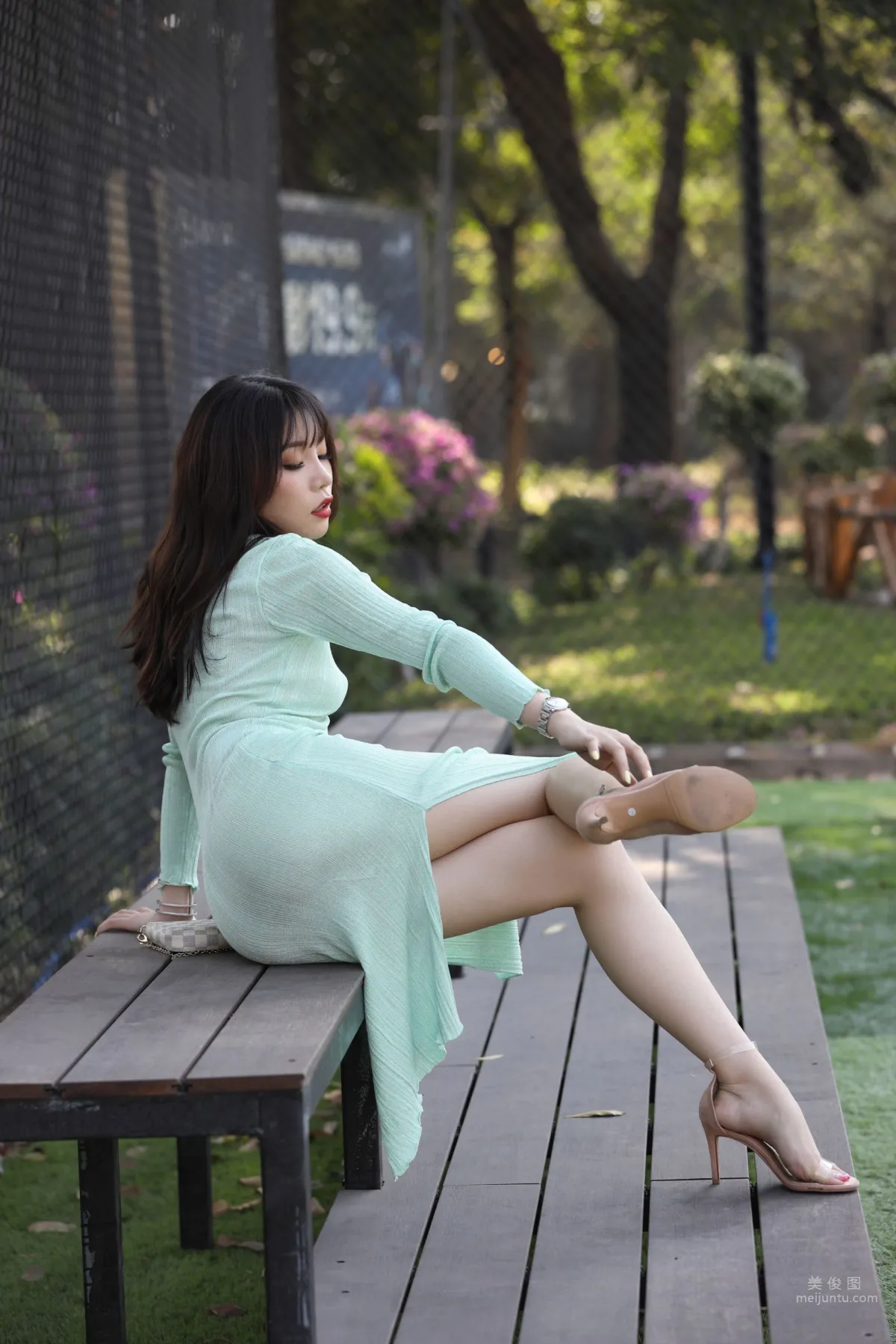 Urban Beauty Zhizhi Sexy Light Green Bodycon Dress photo 71