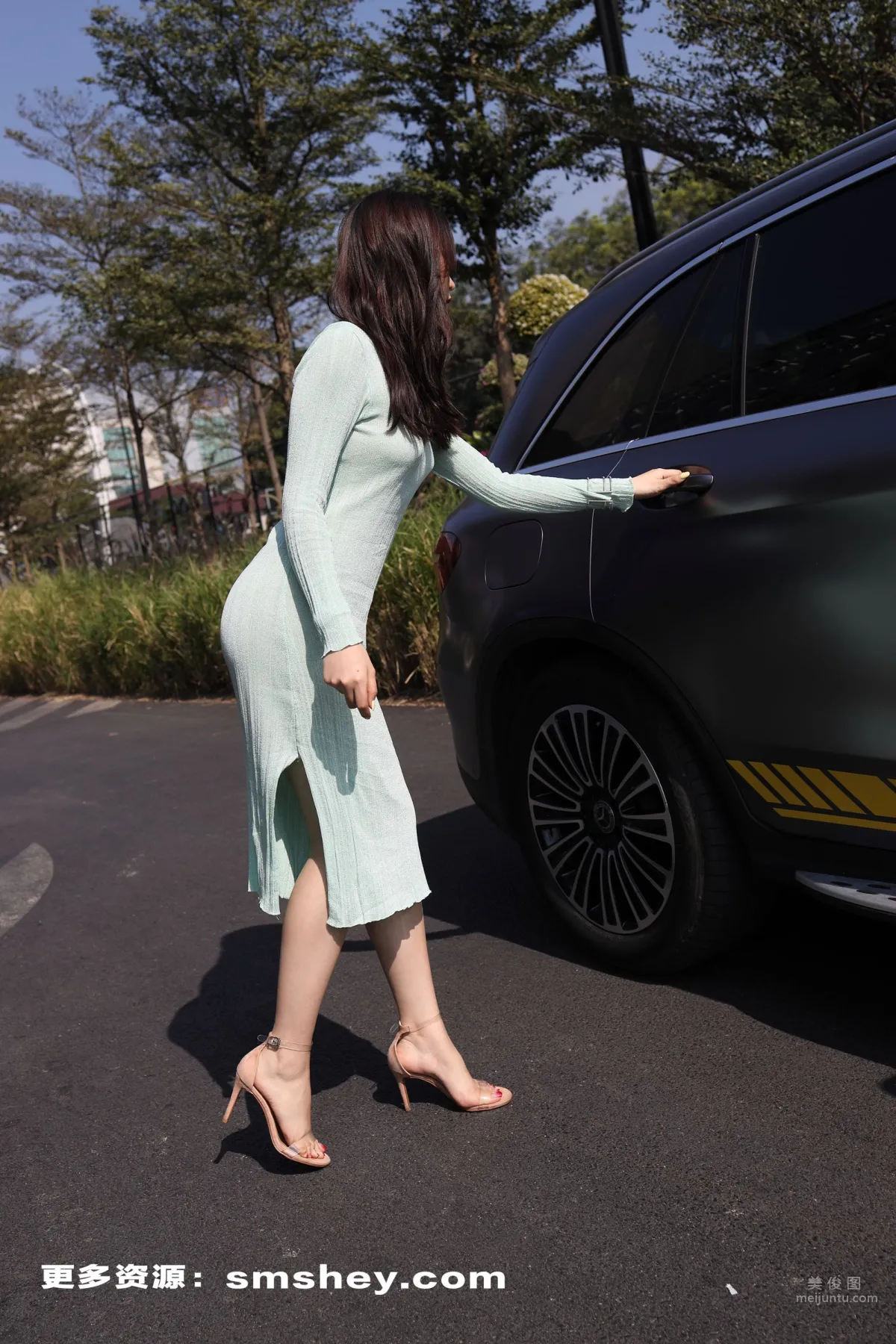 Urban Beauty Zhizhi Sexy Light Green Bodycon Dress photo 235