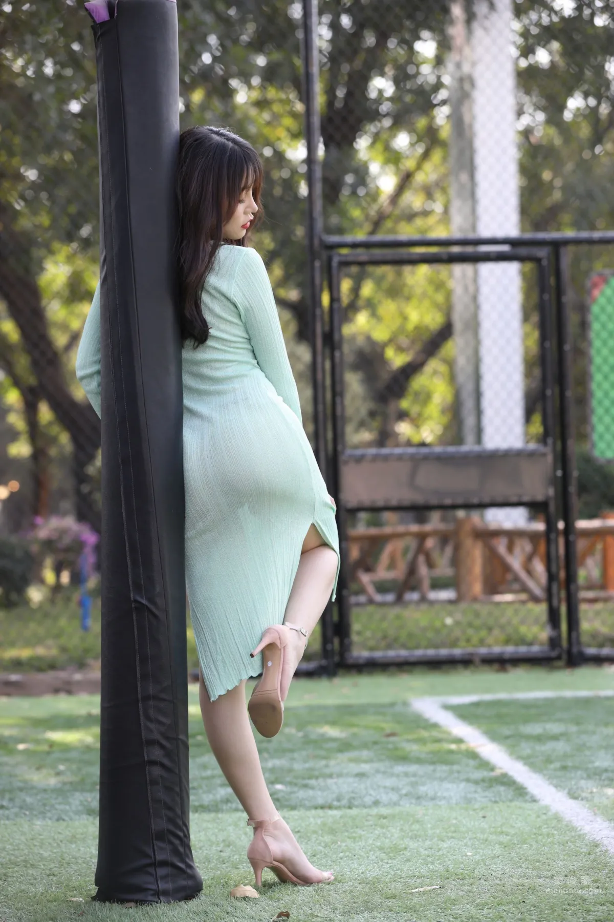 Urban Beauty Zhizhi Sexy Light Green Bodycon Dress photo 91